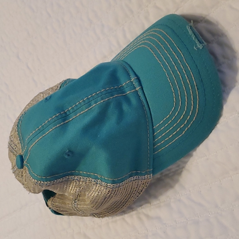Magellan hat